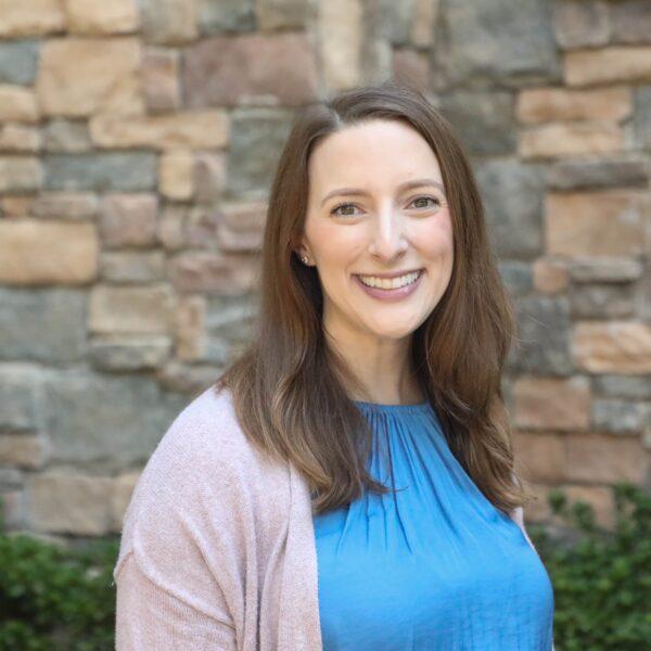 Photo of Lauren Connelly