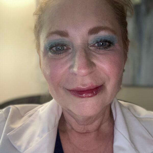 Photo of Lori Tucker