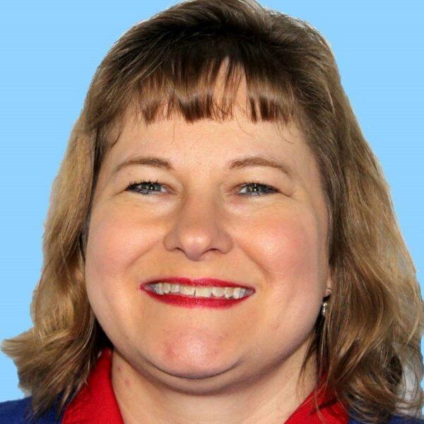 Photo of Debbie Duquette