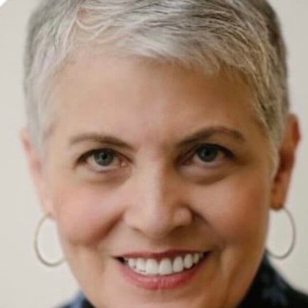 Photo of Barbara Warren