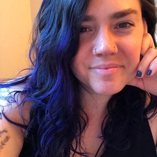 Photo of Lindsey Oakes