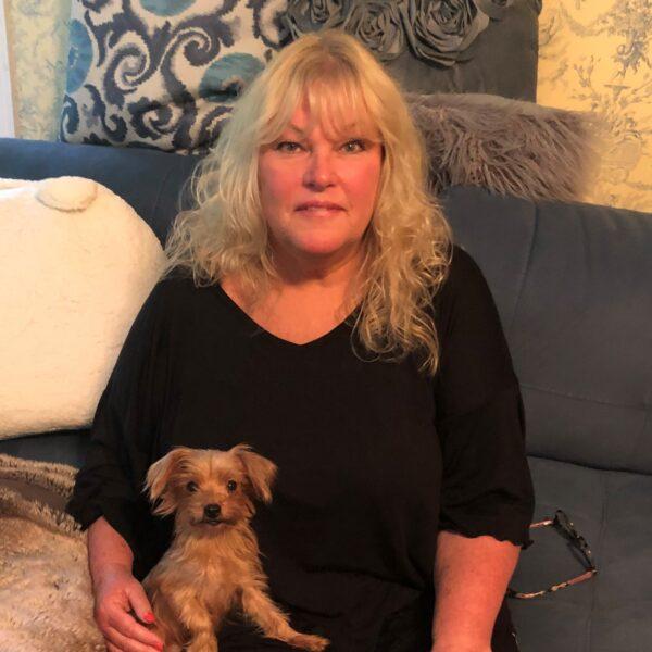 Photo of Lynne McAuley