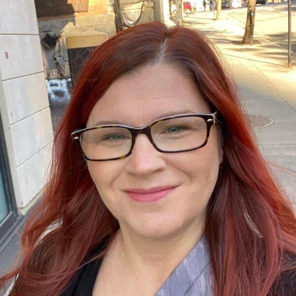Photo of Rachel Nixon