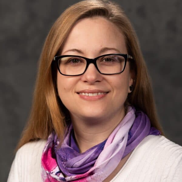 Photo of Nicole Riddle