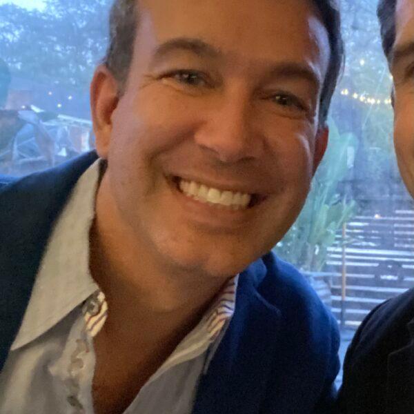 Photo of Raymond Martins