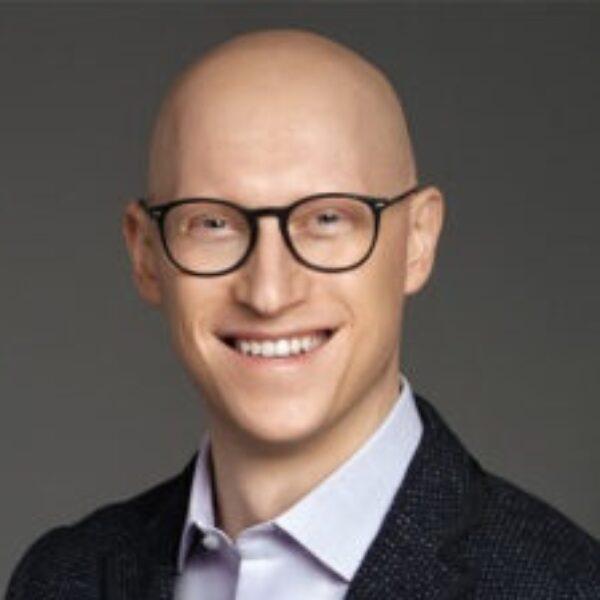 Photo of Gary Linkov