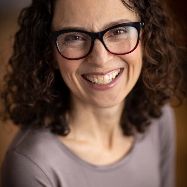 Photo of Kathy Kates