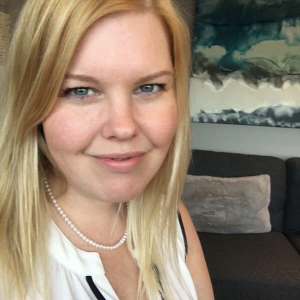 Photo of Clare Acheson