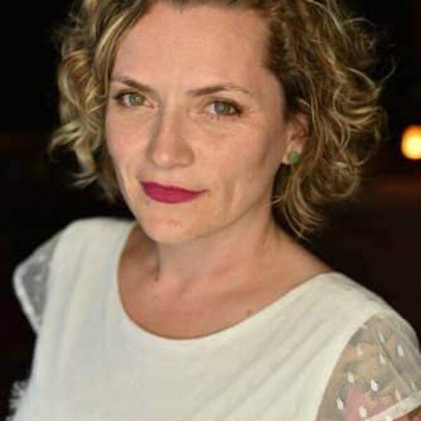 Photo of Amy Thornton