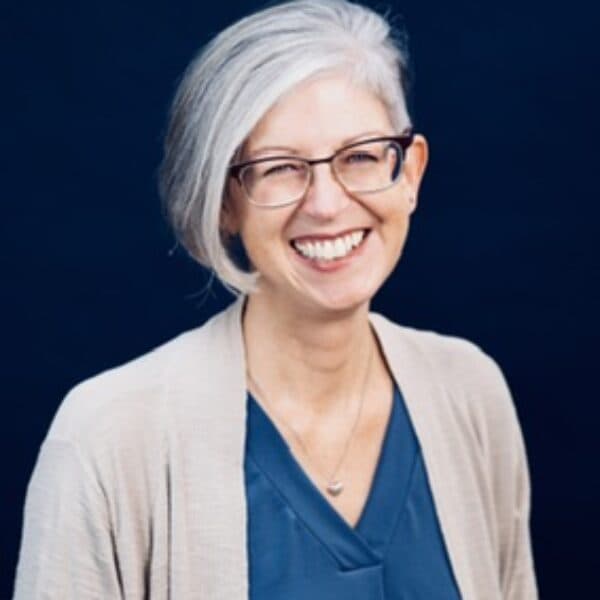 Photo of Amanda Blake