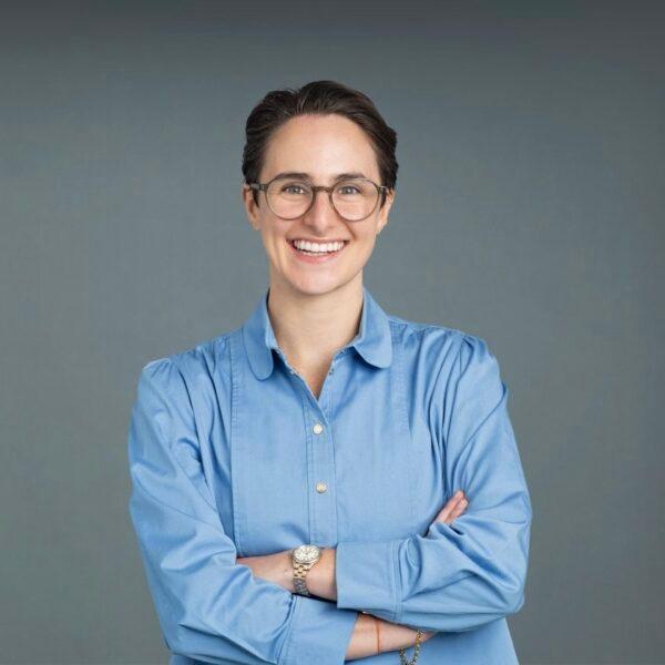 Photo of Gabrielle Mayer