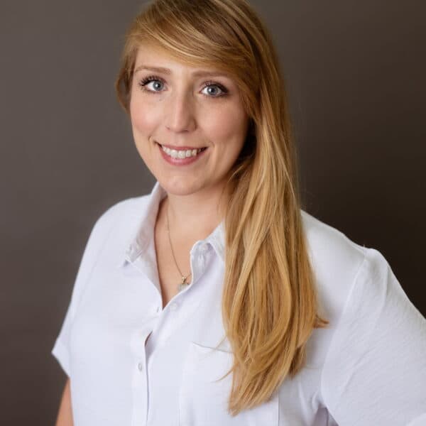 Photo of Jessica Polins
