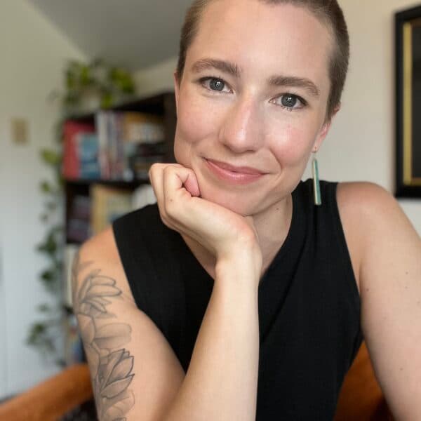 Photo of Sarah Hunt