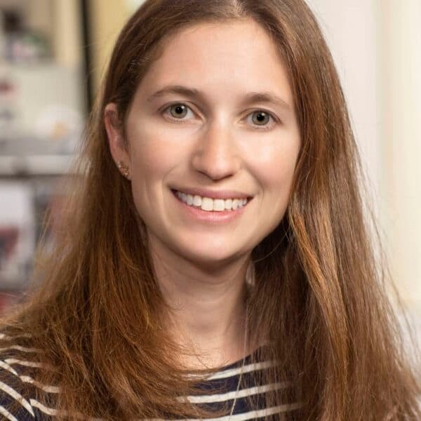 Photo of Elizabeth Morgan