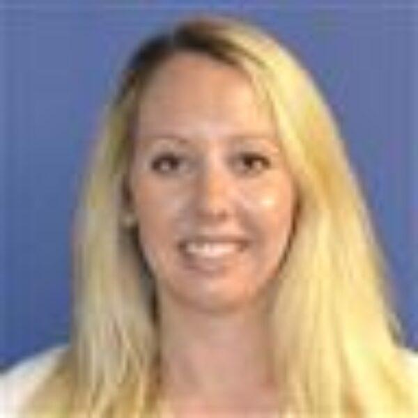 Photo of Elizabeth Thomas