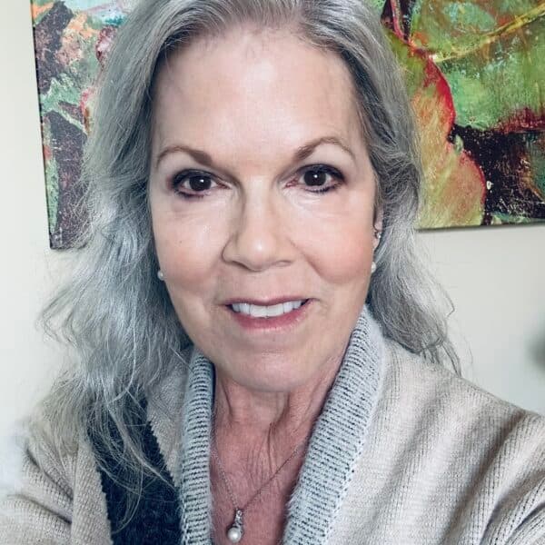 Photo of Lauren Earls