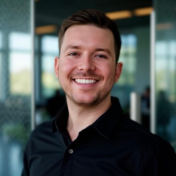 Photo of Andrew Rogers