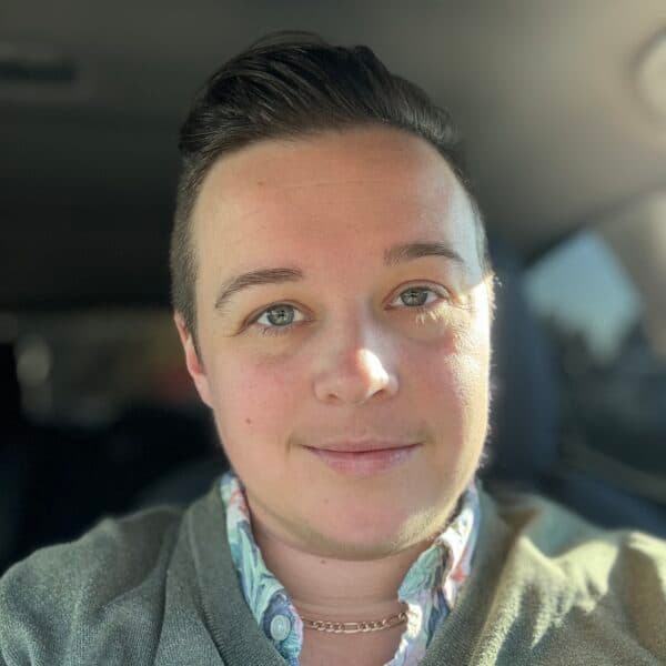 Photo of Laura Baker