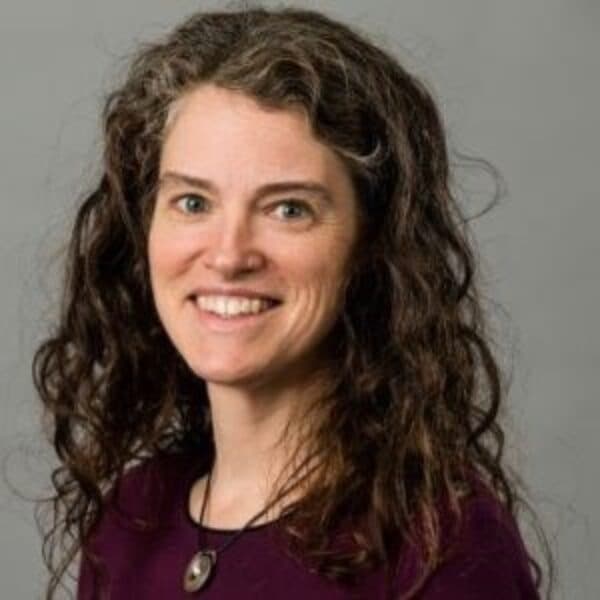 Photo of Julianne Simpson