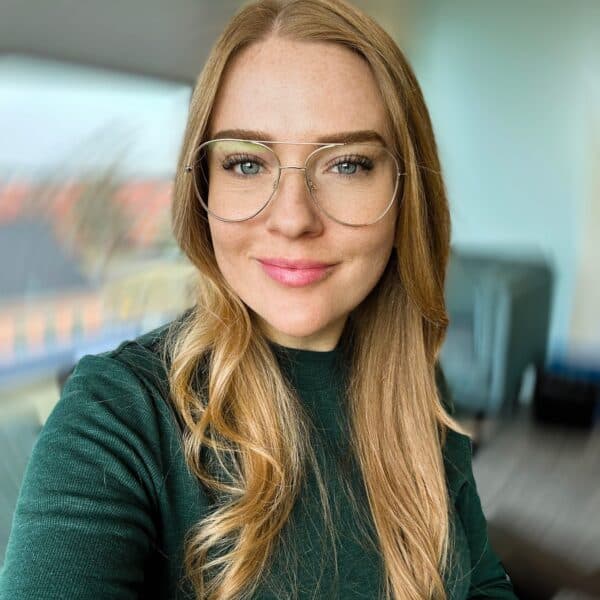Photo of Jennifer Loken
