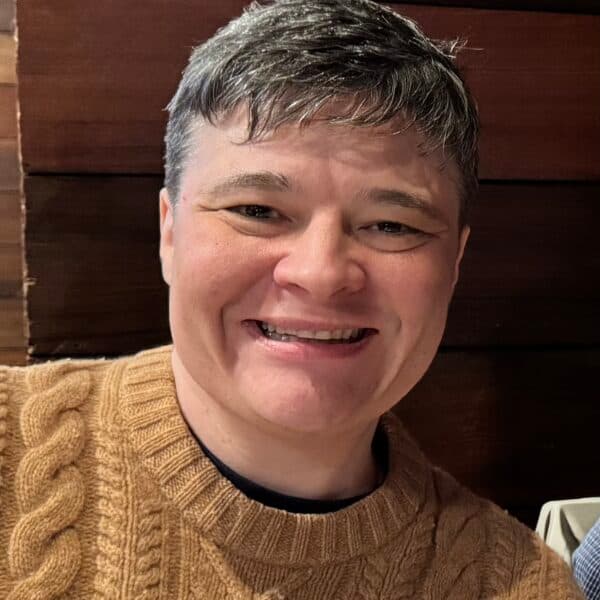 Photo of Liz Caine
