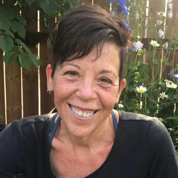 Photo of Carolyn Claire
