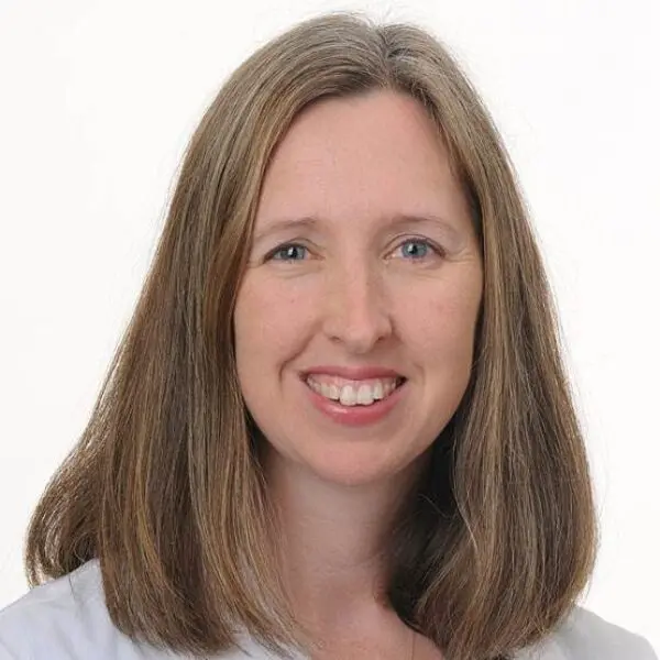 Photo of Gretchen Arnoczy