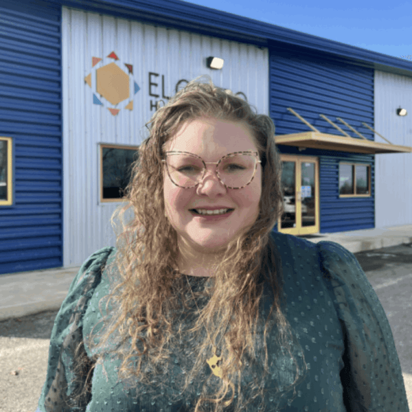 Photo of Naomi Estella