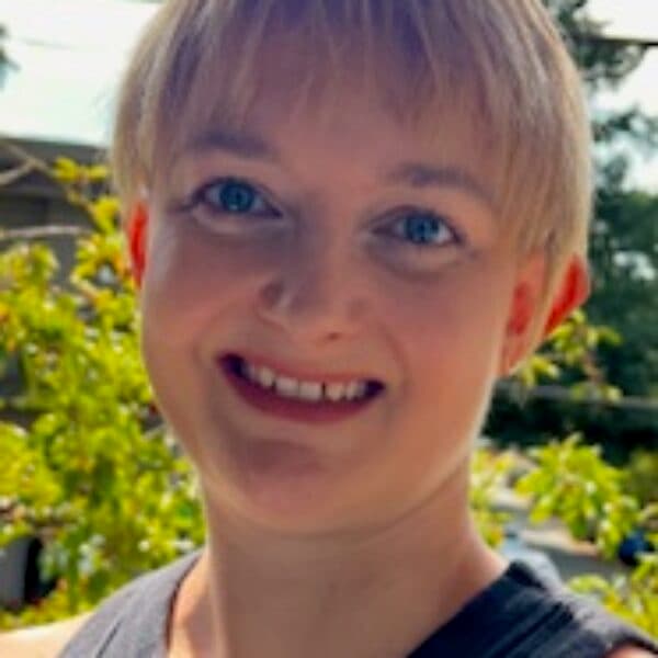 Photo of Jennifer Watts