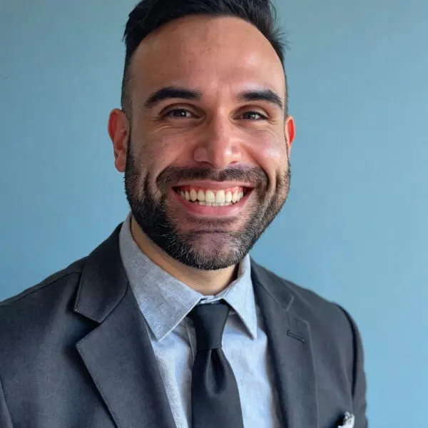 Photo of Carlos Calderon